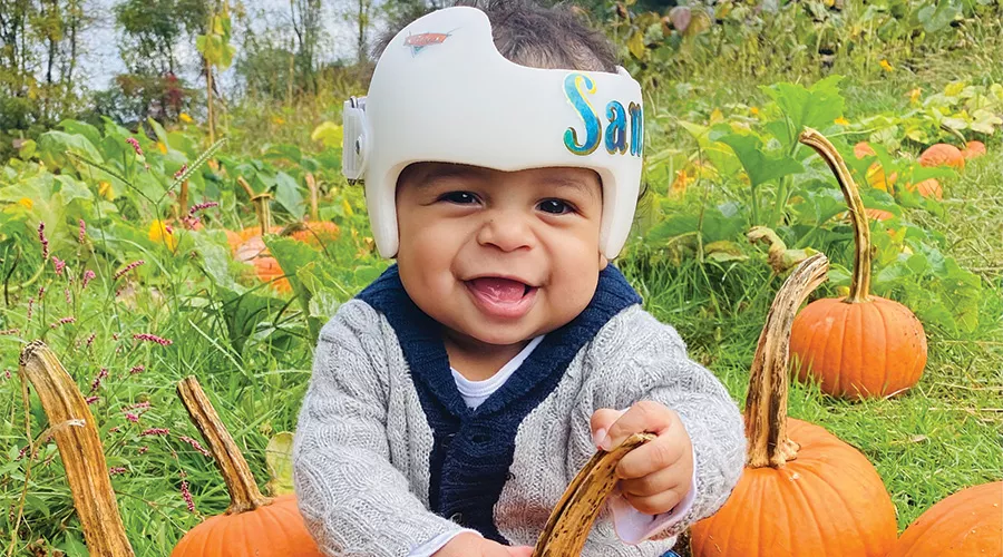 Helmet for newborn hot sale baby